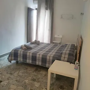 Airport Bagno Privato In Bed & Breakfast Catánia